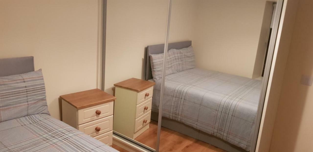 3 Bedroom Newly Furnished Cork City Exterior photo